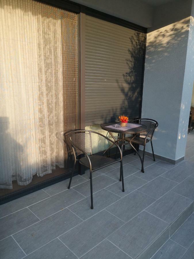 App Neno Hotel Murine Kültér fotó